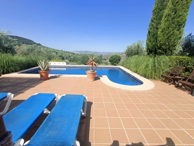 5 sovrum Finca/Hus på landet till salu i Loja med pool - 449 000 € (Ref: 9130259)