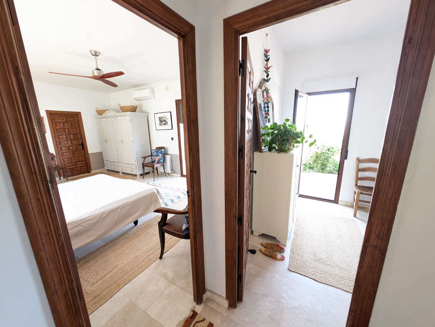 5 soveværelse Finca/Landehus til salg i Loja med swimmingpool - € 449.000 (Ref: 9130259)