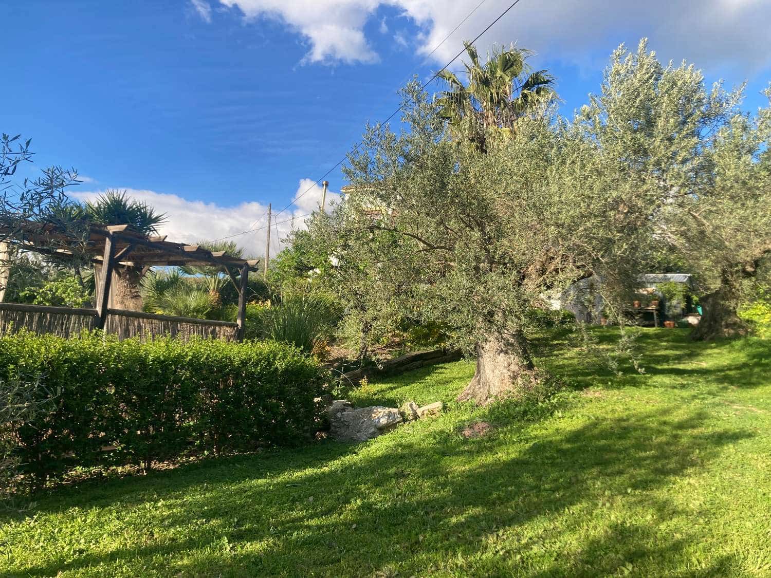 5 soveværelse Finca/Landehus til salg i Loja med swimmingpool - € 449.000 (Ref: 9130259)