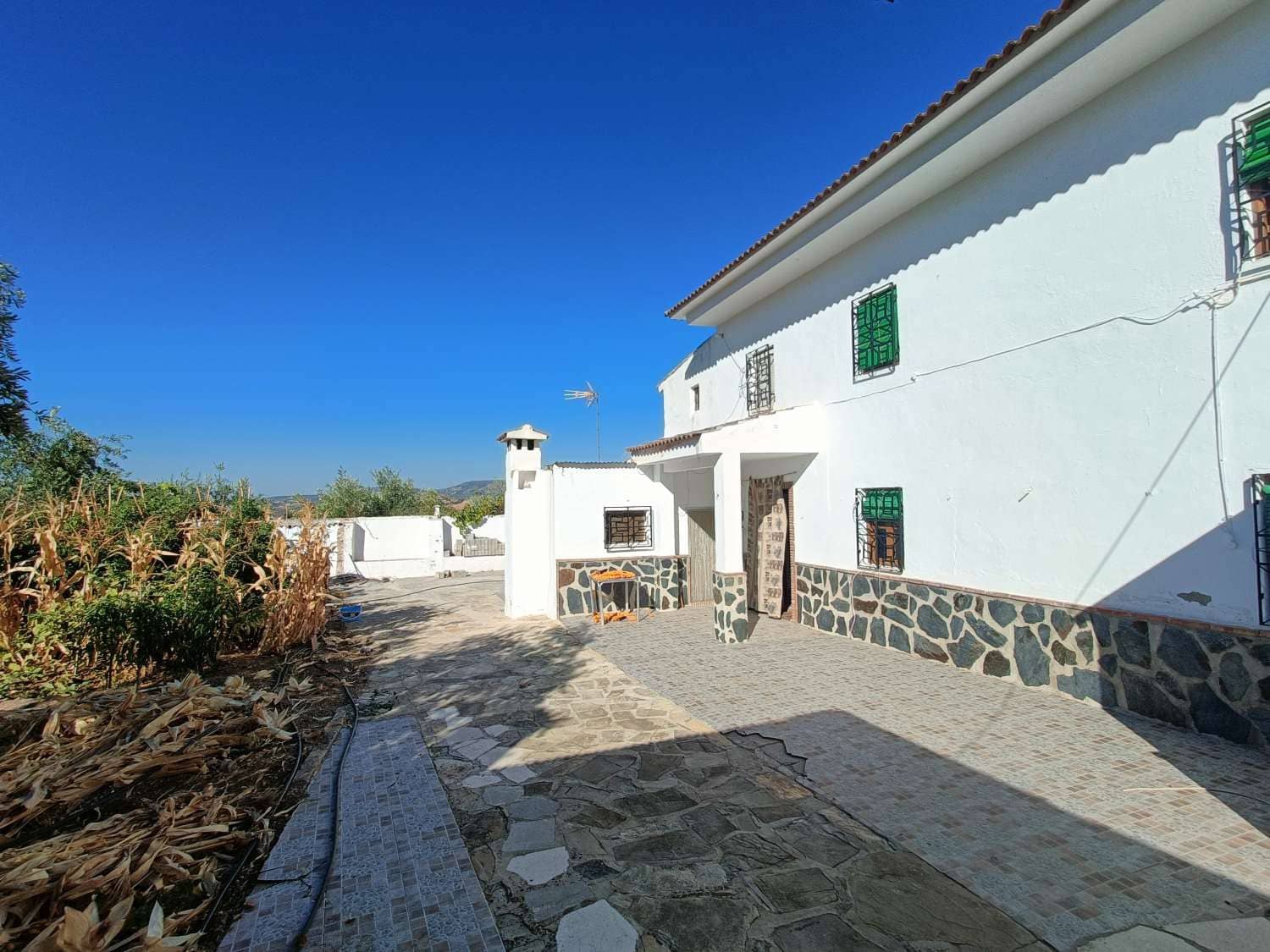 3 sovrum Finca/Hus på landet till salu i Loja - 195 000 € (Ref: 9294148)