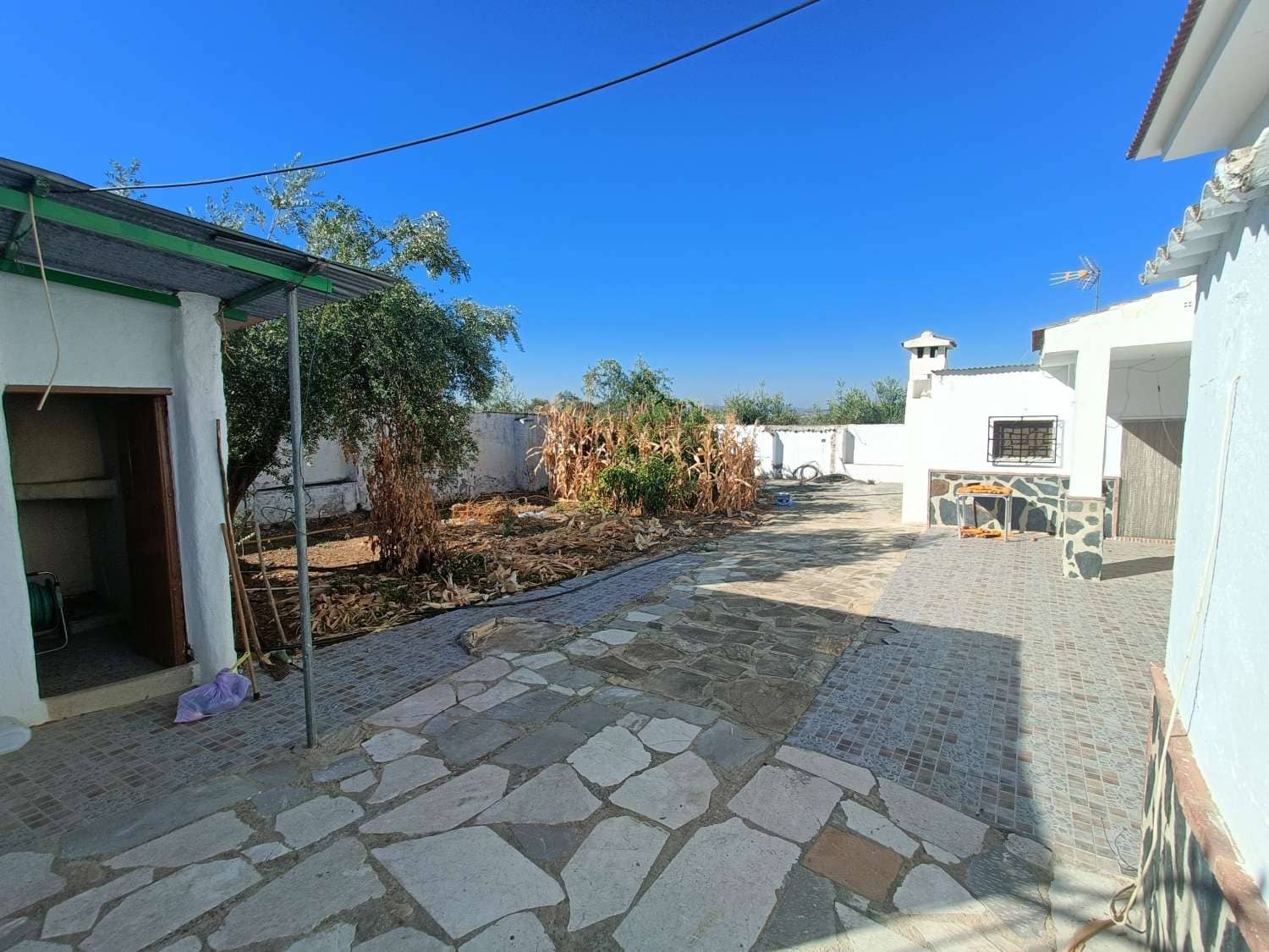 3 sovrum Finca/Hus på landet till salu i Loja - 195 000 € (Ref: 9294148)