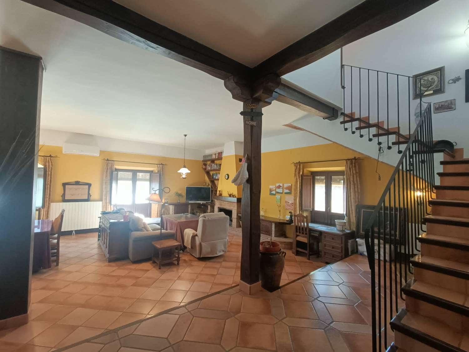 2 bedroom Townhouse for sale in Huetor Tajar with pool - € 540,000 (Ref: 9413558)