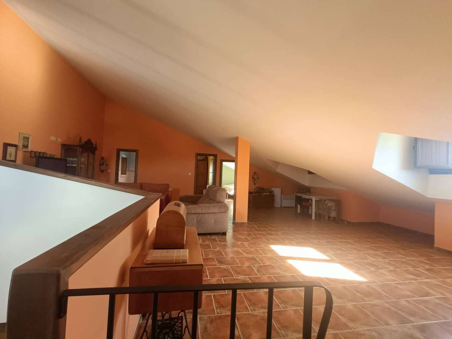 2 bedroom Townhouse for sale in Huetor Tajar with pool - € 540,000 (Ref: 9413558)