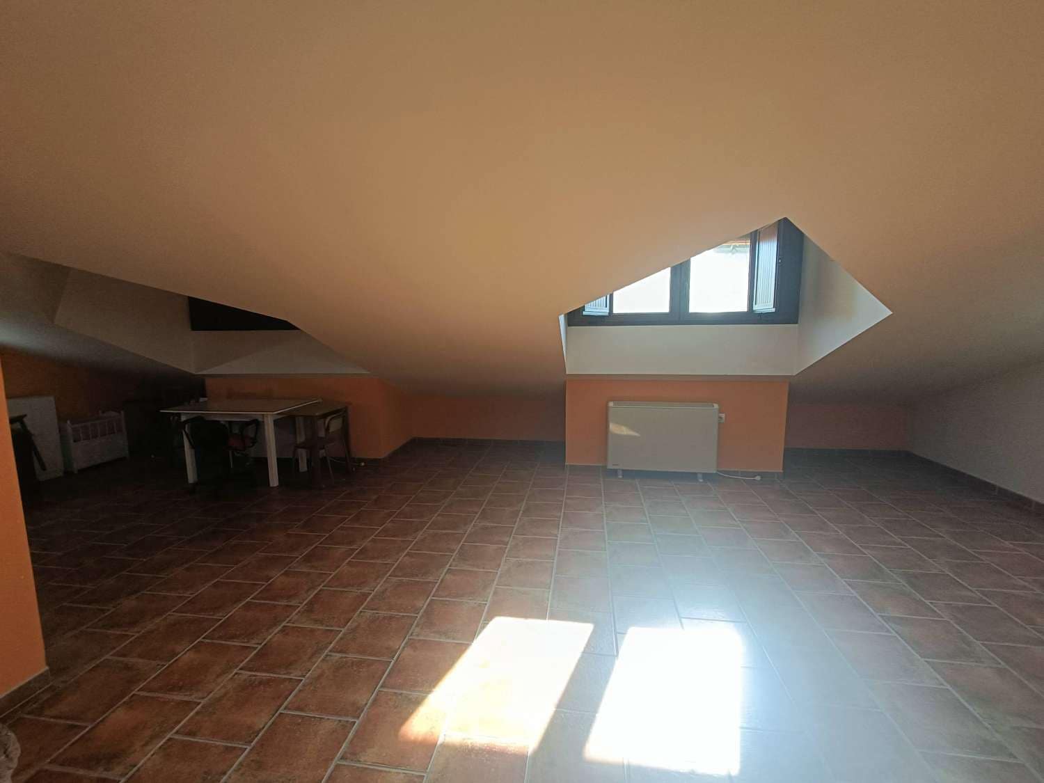 2 bedroom Townhouse for sale in Huetor Tajar with pool - € 540,000 (Ref: 9413558)