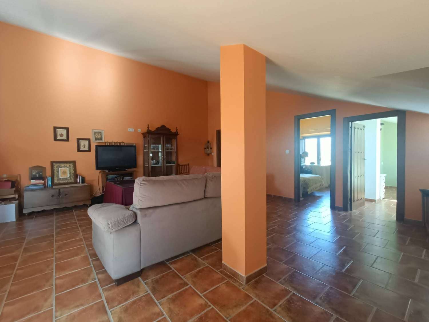 2 bedroom Townhouse for sale in Huetor Tajar with pool - € 540,000 (Ref: 9413558)