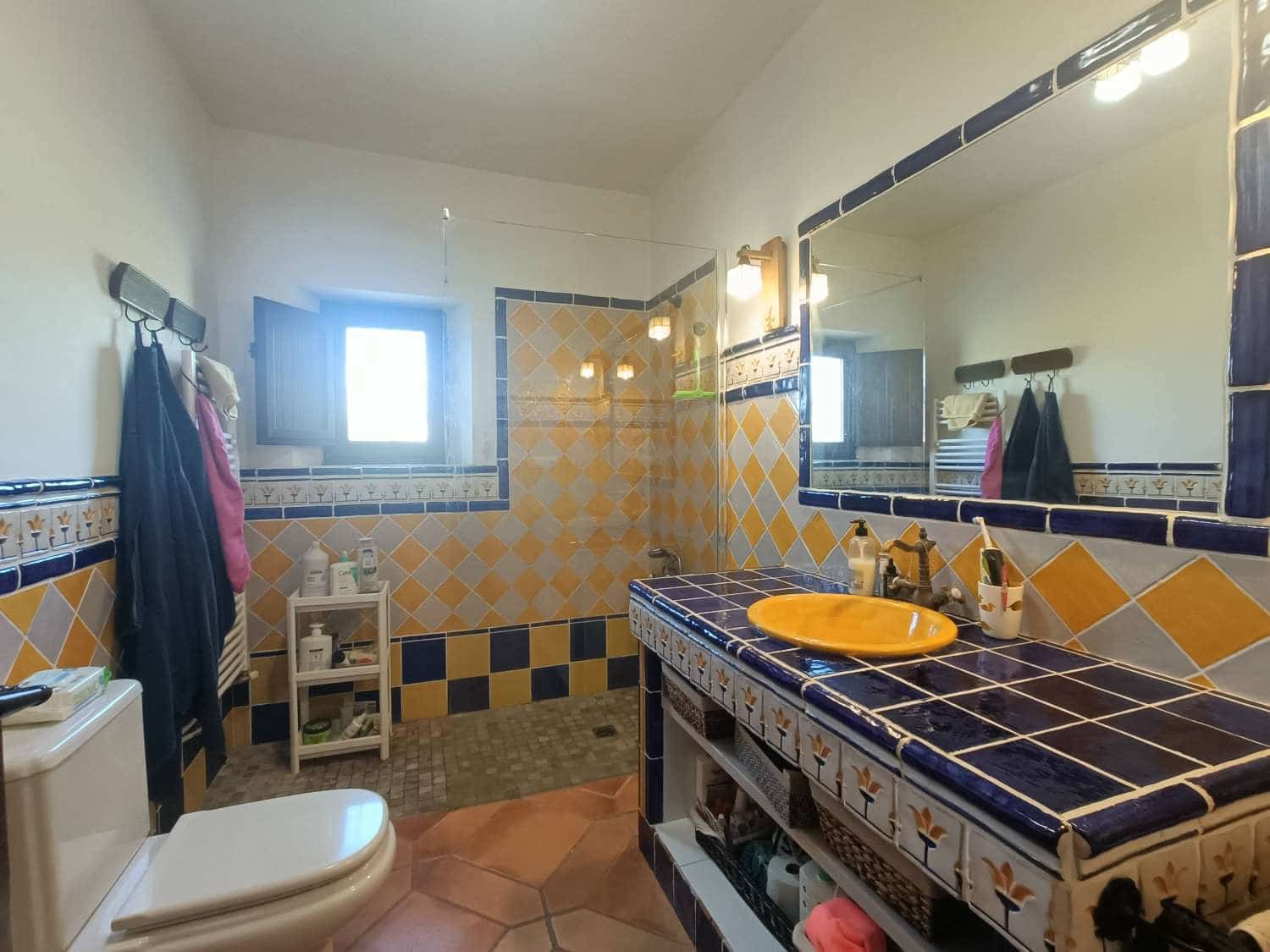 2 bedroom Townhouse for sale in Huetor Tajar with pool - € 540,000 (Ref: 9413558)