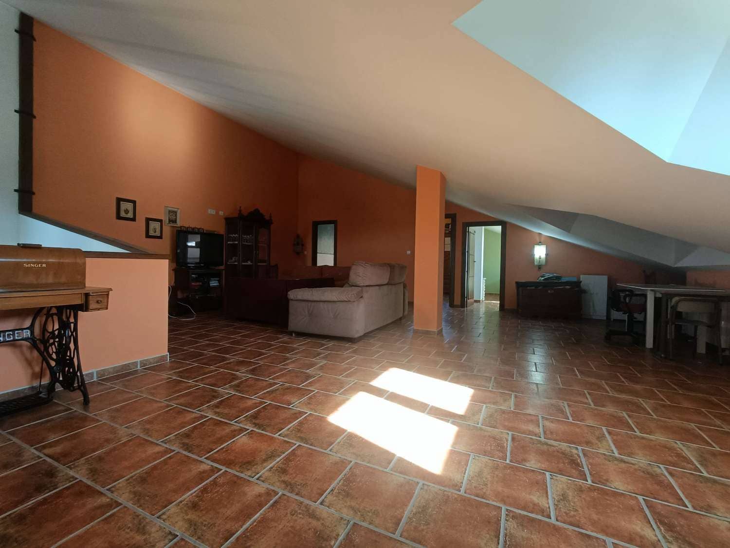 2 bedroom Townhouse for sale in Huetor Tajar with pool - € 540,000 (Ref: 9413558)