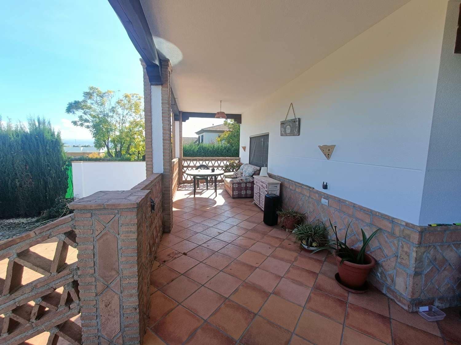 2 bedroom Townhouse for sale in Huetor Tajar with pool - € 540,000 (Ref: 9413558)