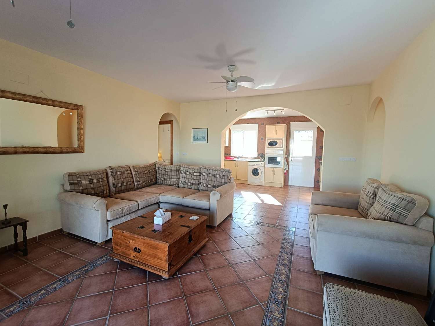 6 makuuhuone Maalaistalo myytävänä paikassa Moraleda de Zafayona mukana uima-altaan - 385 000 € (Ref: 9430741)