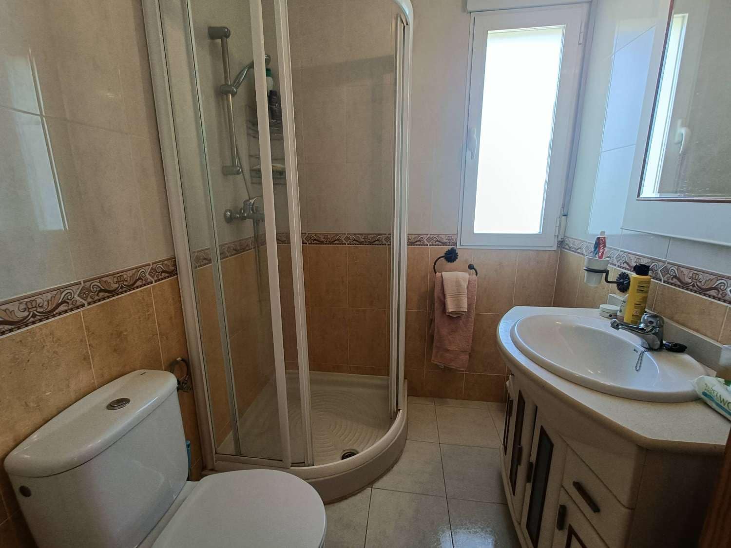 6 makuuhuone Maalaistalo myytävänä paikassa Moraleda de Zafayona mukana uima-altaan - 385 000 € (Ref: 9430741)