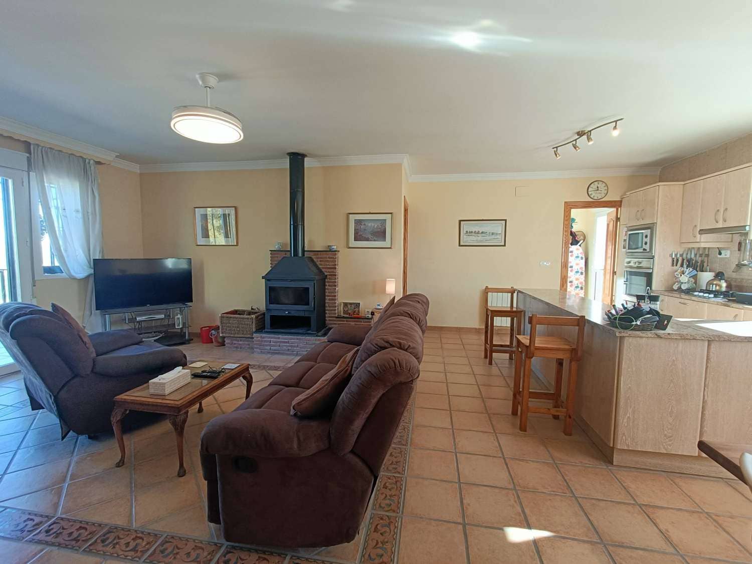 6 makuuhuone Maalaistalo myytävänä paikassa Moraleda de Zafayona mukana uima-altaan - 385 000 € (Ref: 9430741)