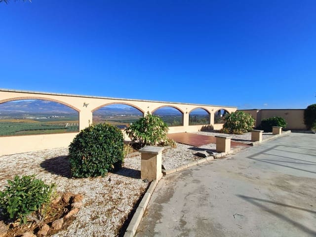 6 soveværelse Finca/Landehus til salg i Moraleda de Zafayona med swimmingpool - € 385.000 (Ref: 9430741)