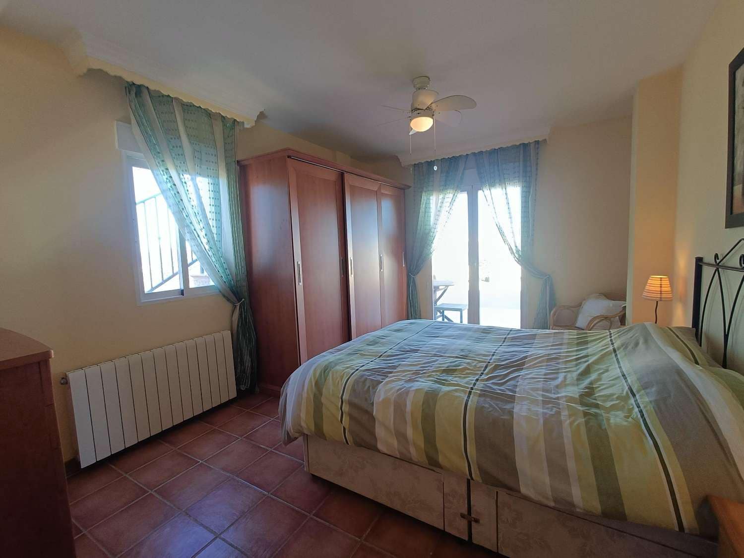 6 makuuhuone Maalaistalo myytävänä paikassa Moraleda de Zafayona mukana uima-altaan - 385 000 € (Ref: 9430741)