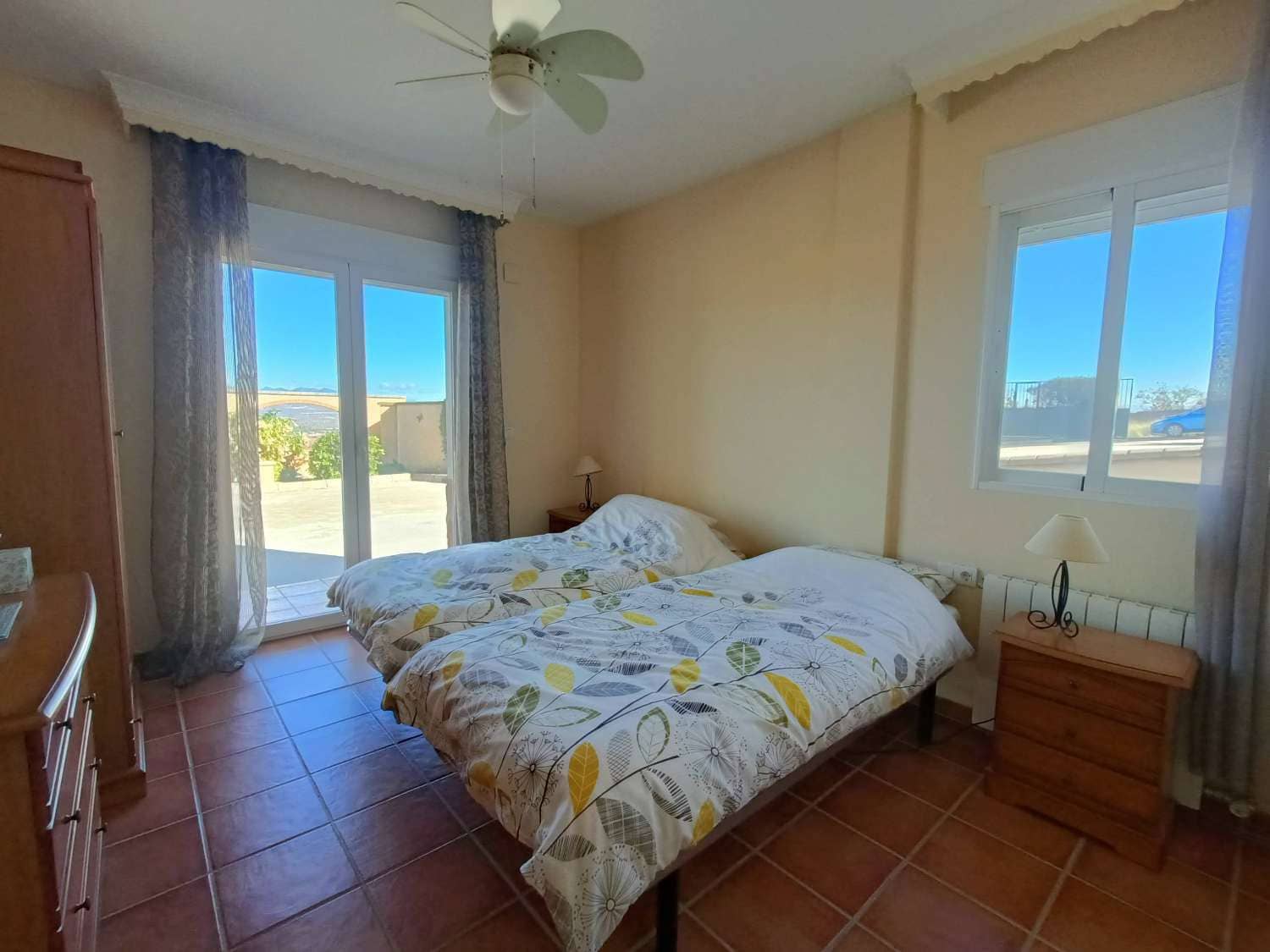 6 makuuhuone Maalaistalo myytävänä paikassa Moraleda de Zafayona mukana uima-altaan - 385 000 € (Ref: 9430741)