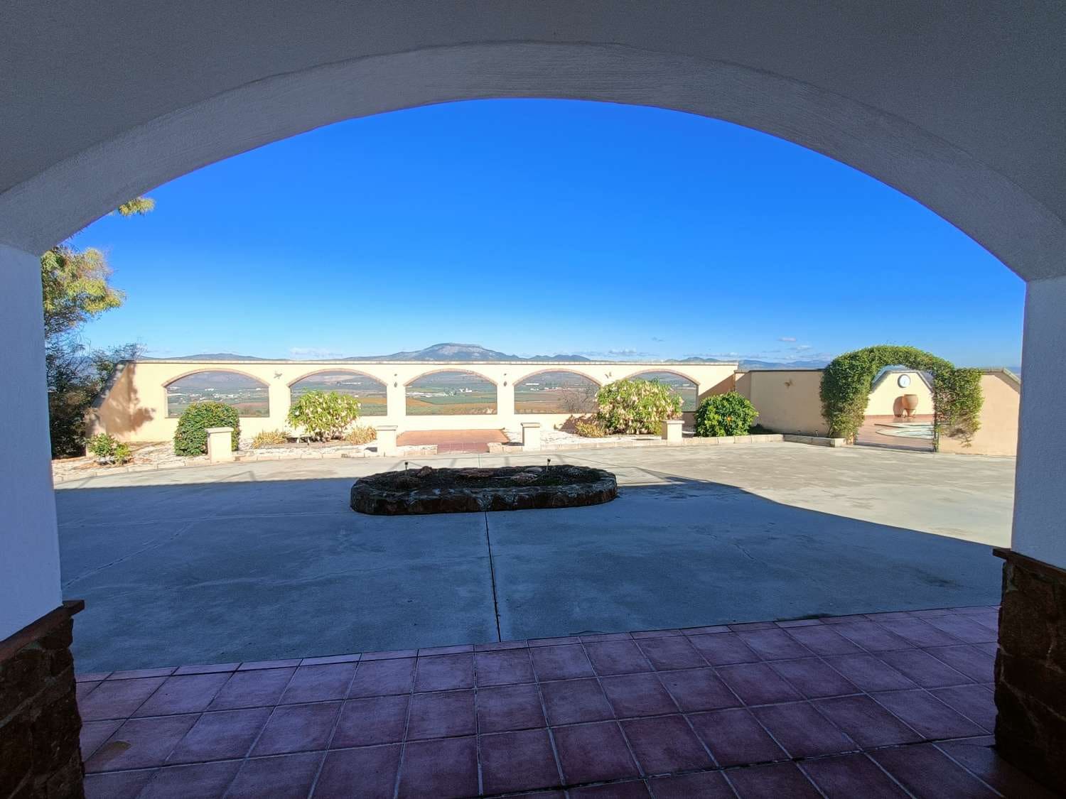 6 makuuhuone Maalaistalo myytävänä paikassa Moraleda de Zafayona mukana uima-altaan - 385 000 € (Ref: 9430741)