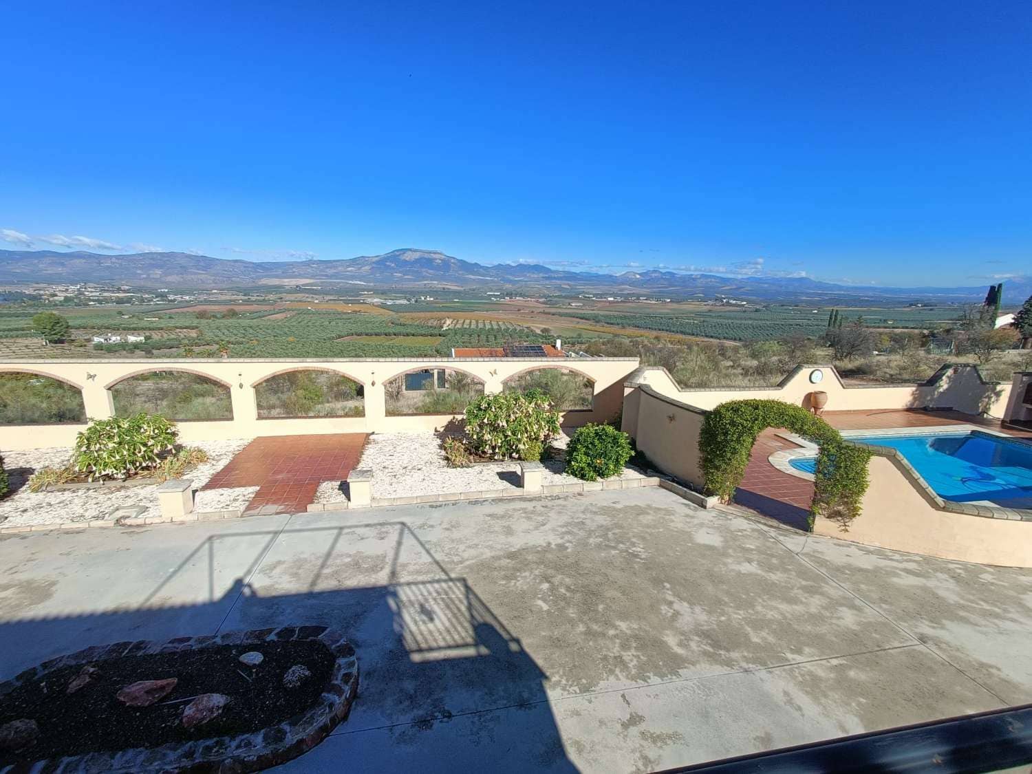 6 makuuhuone Maalaistalo myytävänä paikassa Moraleda de Zafayona mukana uima-altaan - 385 000 € (Ref: 9430741)