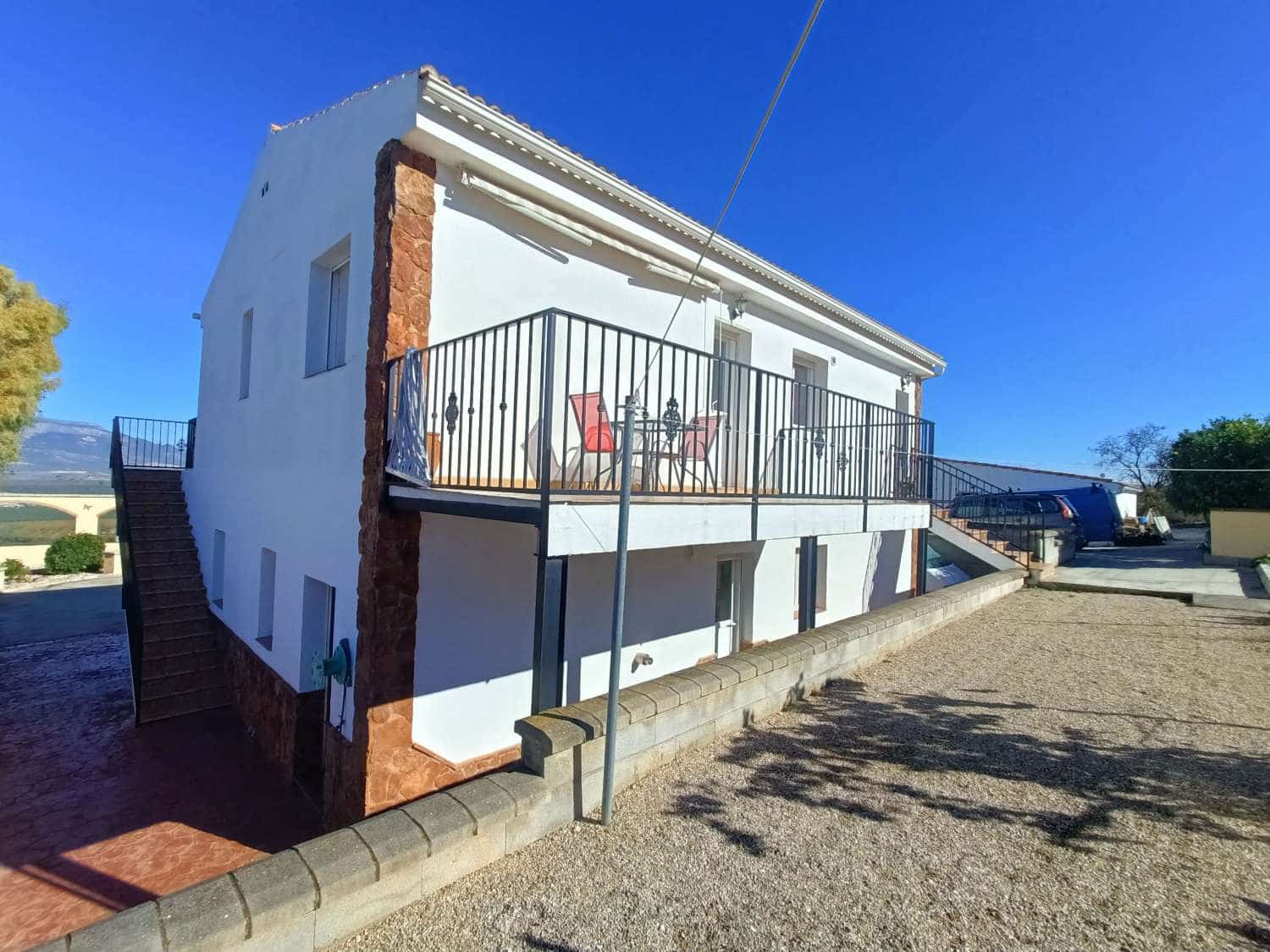 6 makuuhuone Maalaistalo myytävänä paikassa Moraleda de Zafayona mukana uima-altaan - 385 000 € (Ref: 9430741)