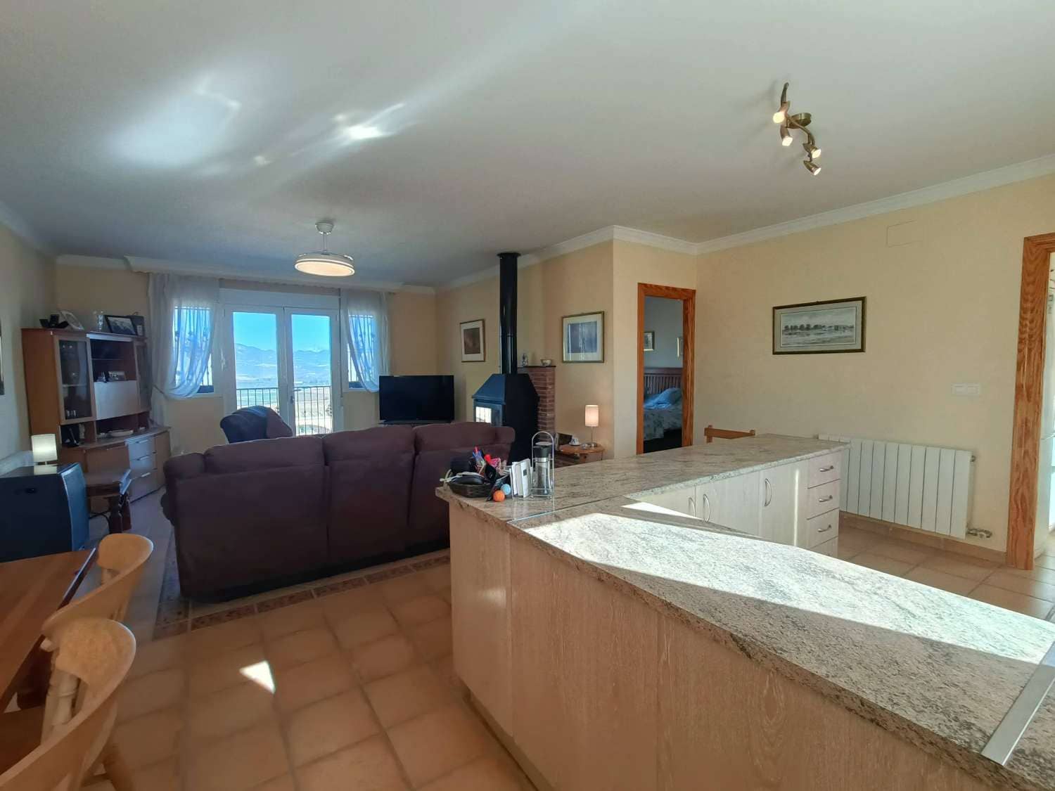 6 makuuhuone Maalaistalo myytävänä paikassa Moraleda de Zafayona mukana uima-altaan - 385 000 € (Ref: 9430741)