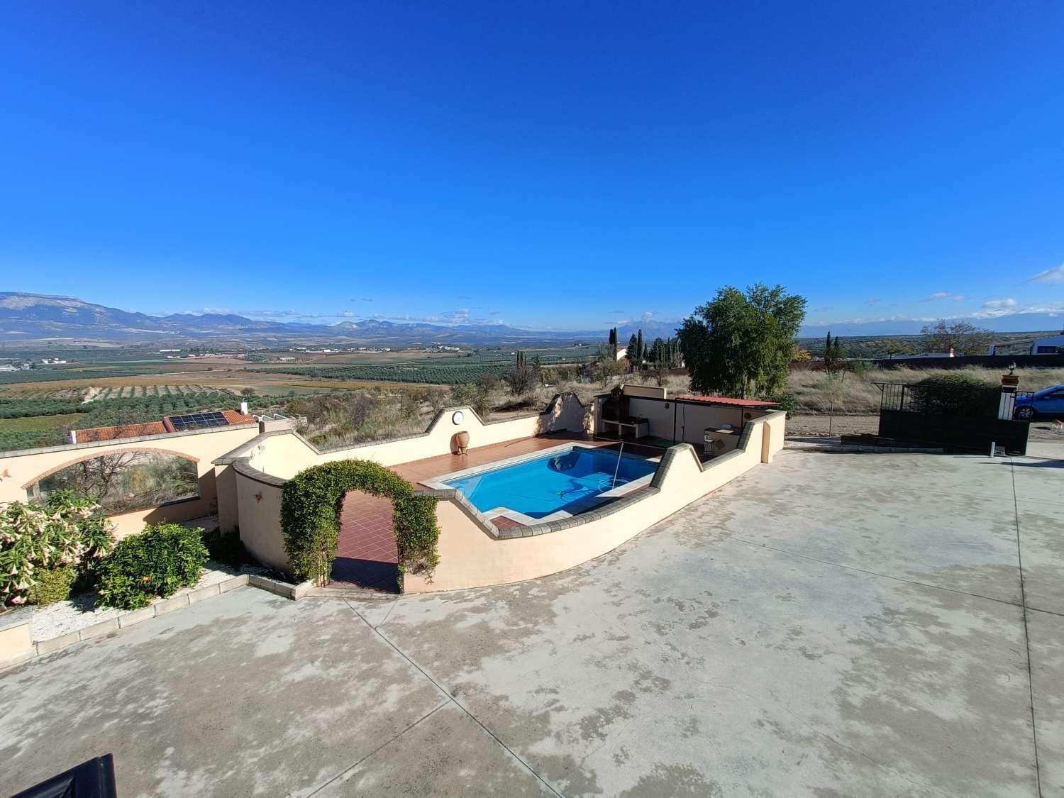 6 makuuhuone Maalaistalo myytävänä paikassa Moraleda de Zafayona mukana uima-altaan - 385 000 € (Ref: 9430741)