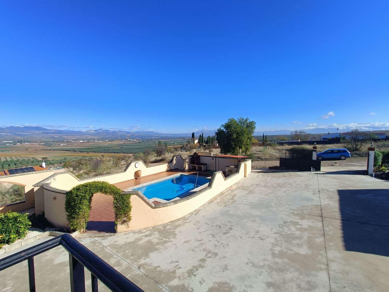 6 makuuhuone Maalaistalo myytävänä paikassa Moraleda de Zafayona mukana uima-altaan - 385 000 € (Ref: 9430741)