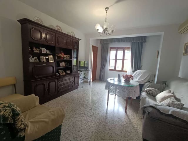 3 Zimmer Wohnung zu verkaufen in Villanueva Mesía - 70.000 € (Ref: 9461027)