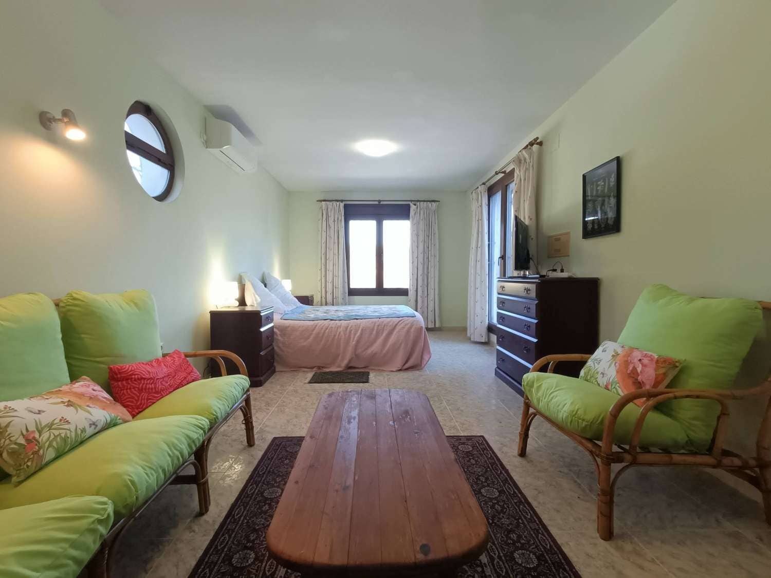 4 soverom Finca/Herregård til salgs i Loja med svømmebasseng - € 399 000 (Ref: 9473737)