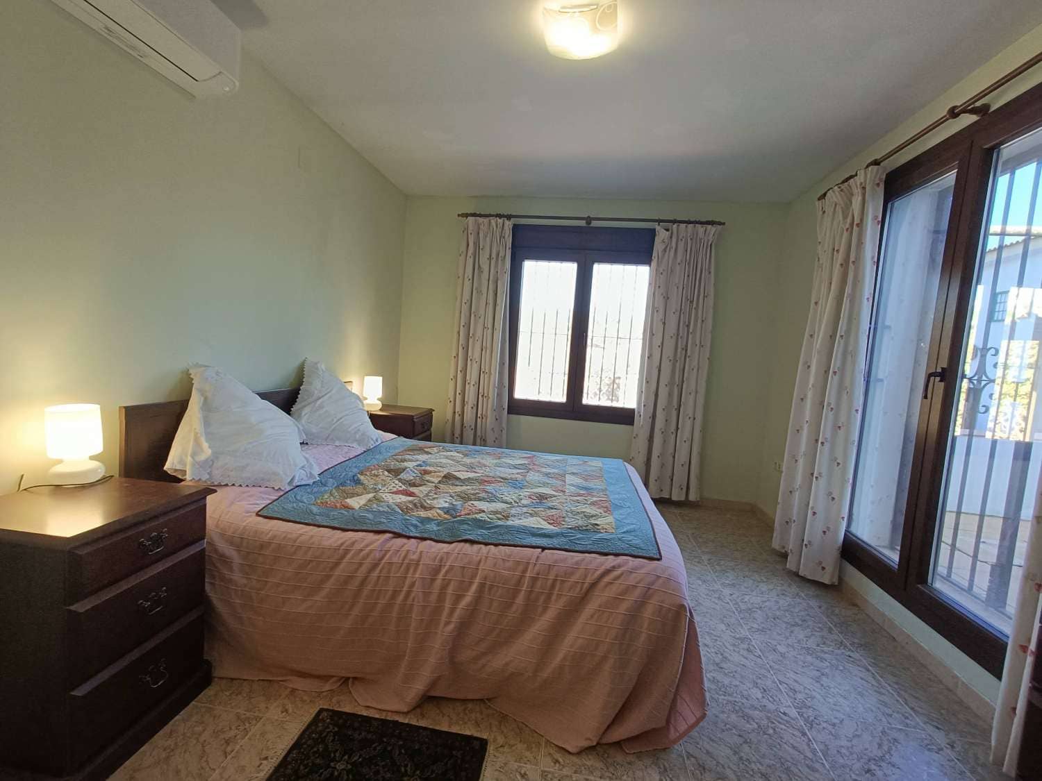 4 soverom Finca/Herregård til salgs i Loja med svømmebasseng - € 399 000 (Ref: 9473737)