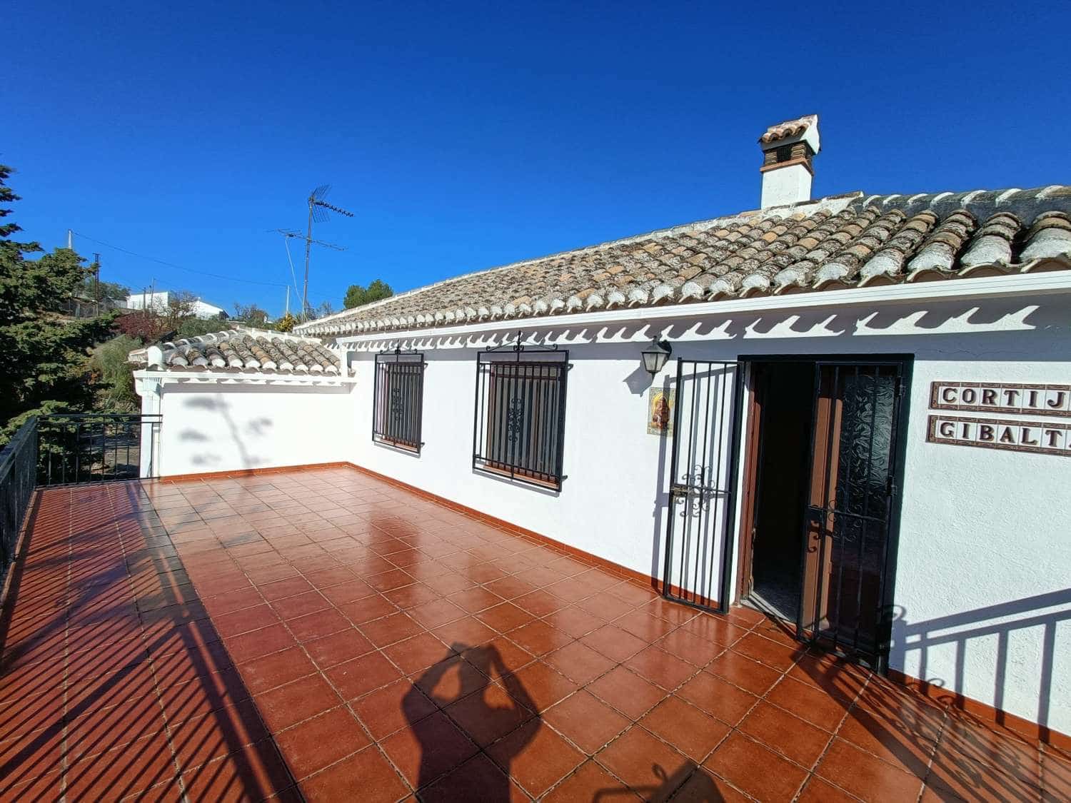 4 soverom Finca/Herregård til salgs i Loja med svømmebasseng - € 399 000 (Ref: 9473737)