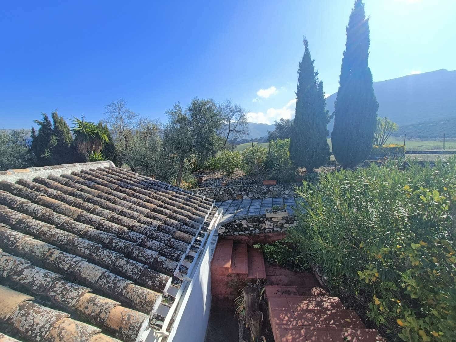 4 soverom Finca/Herregård til salgs i Loja med svømmebasseng - € 399 000 (Ref: 9473737)