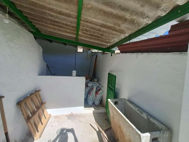 3 sovrum Finca/Hus på landet till salu i Zagra - 120 000 € (Ref: 9570448)