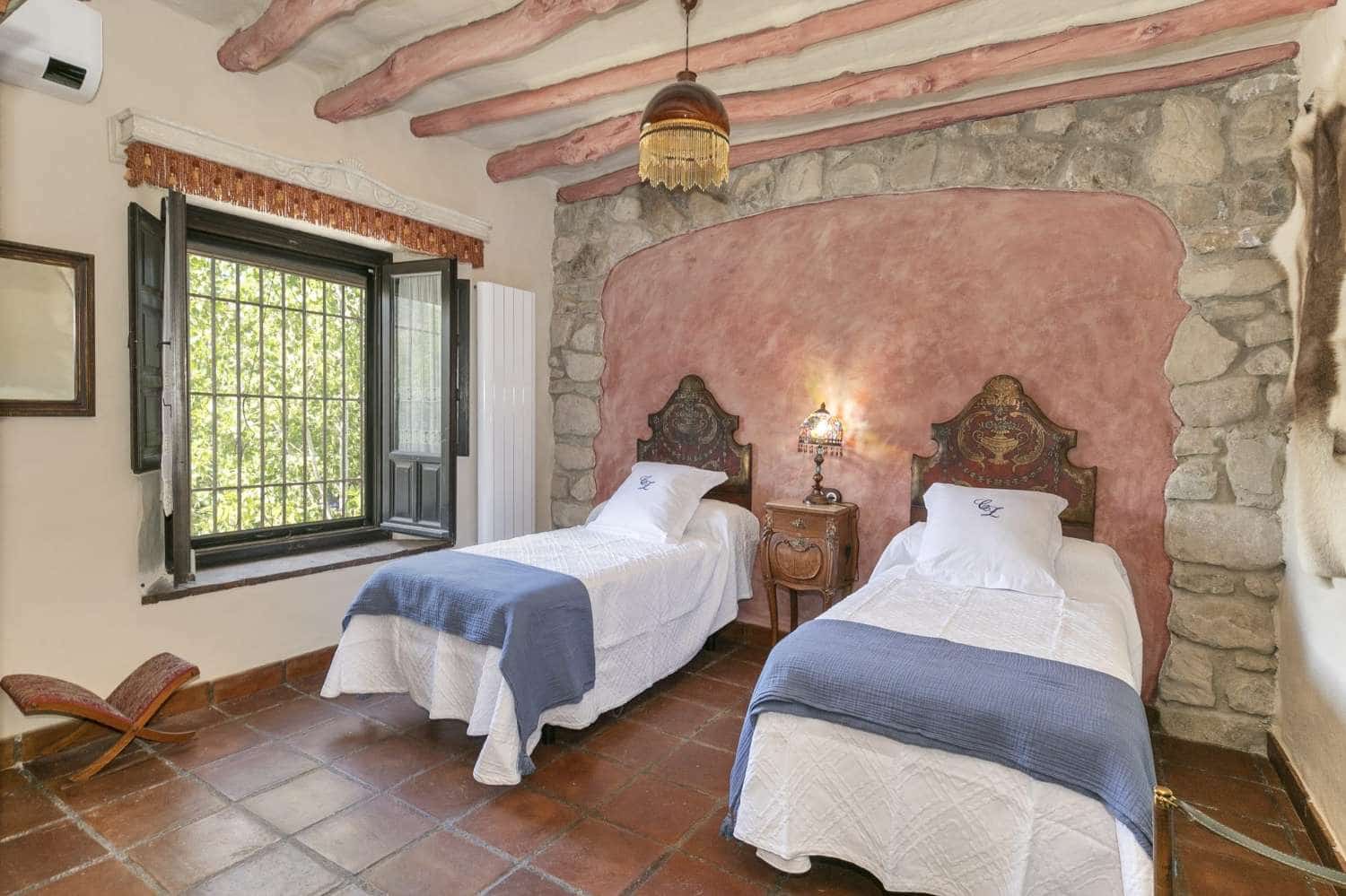 5 makuuhuone Maalaistalo myytävänä paikassa Villanueva Mesia mukana uima-altaan - 950 000 € (Ref: 9651100)