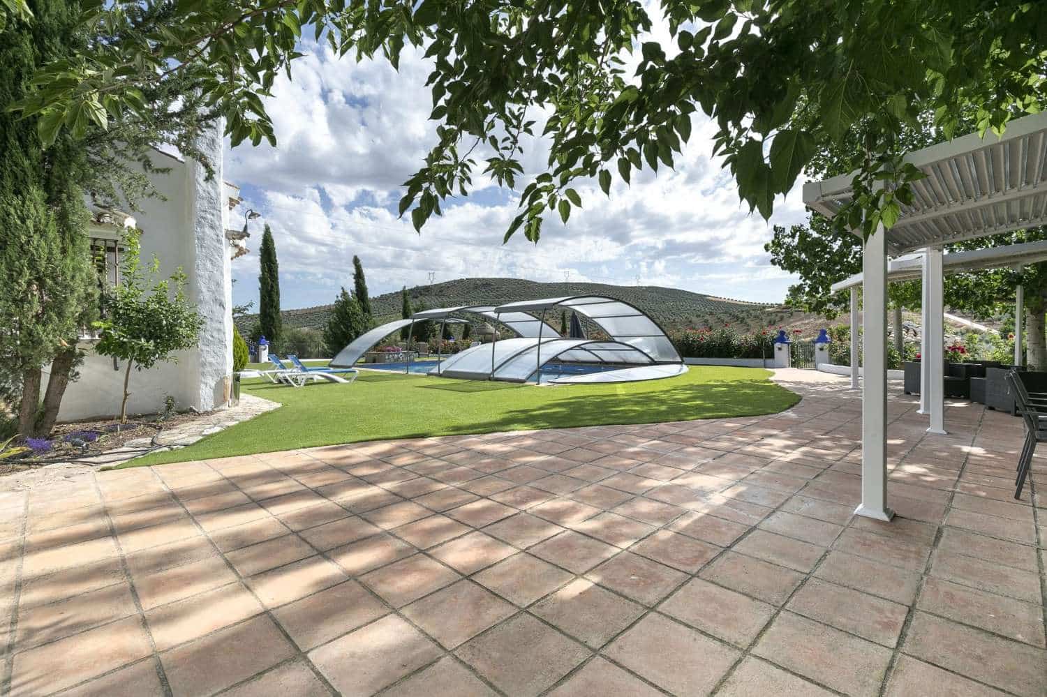 5 makuuhuone Maalaistalo myytävänä paikassa Villanueva Mesia mukana uima-altaan - 950 000 € (Ref: 9651100)