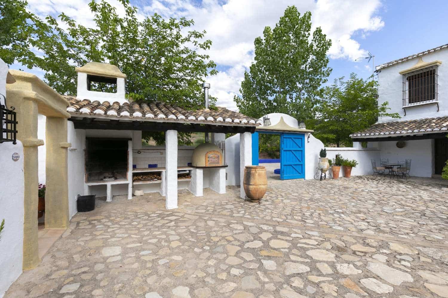 5 makuuhuone Maalaistalo myytävänä paikassa Villanueva Mesia mukana uima-altaan - 950 000 € (Ref: 9651100)