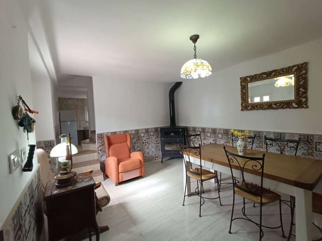 5 sovrum Finca/Hus på landet till salu i Montefrío med garage - 240 000 € (Ref: 9746834)