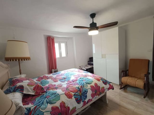 5 sovrum Finca/Hus på landet till salu i Montefrío med garage - 240 000 € (Ref: 9746834)