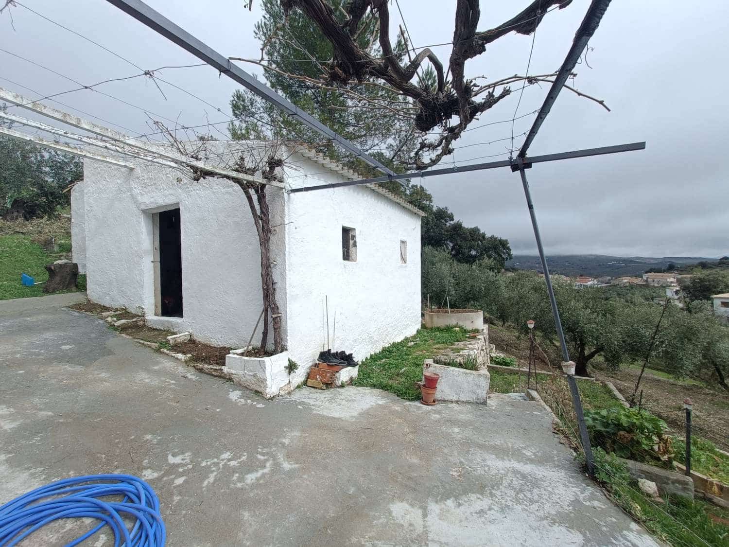 5 bedroom Finca/Country House for sale in Montefrio with garage - € 240,000 (Ref: 9746834)