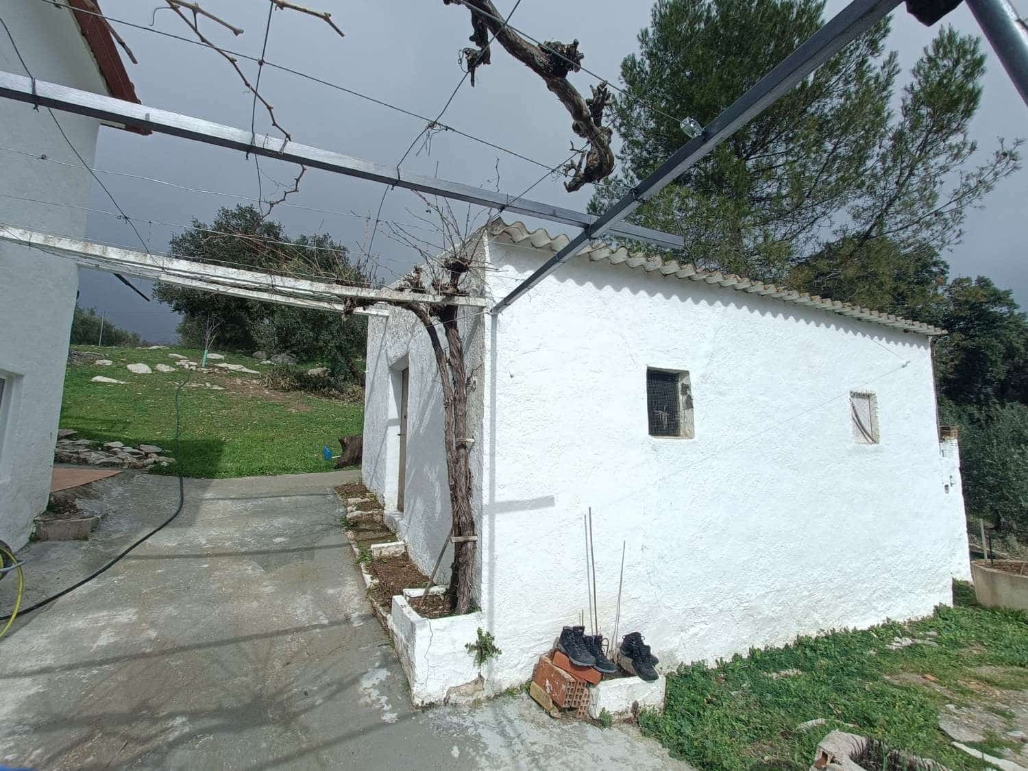 5 bedroom Finca/Country House for sale in Montefrio with garage - € 240,000 (Ref: 9746834)