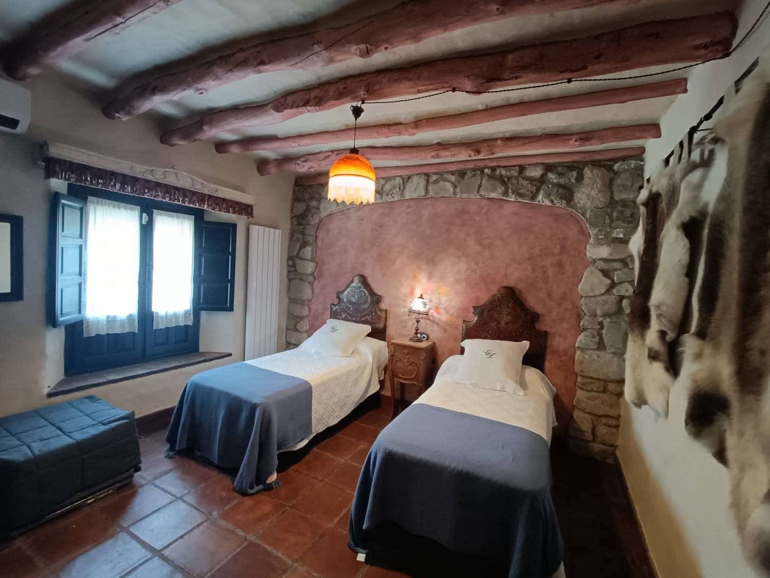 7 bedroom Finca/Country House for sale in Villanueva Mesia with pool - € 950,000 (Ref: 9793964)