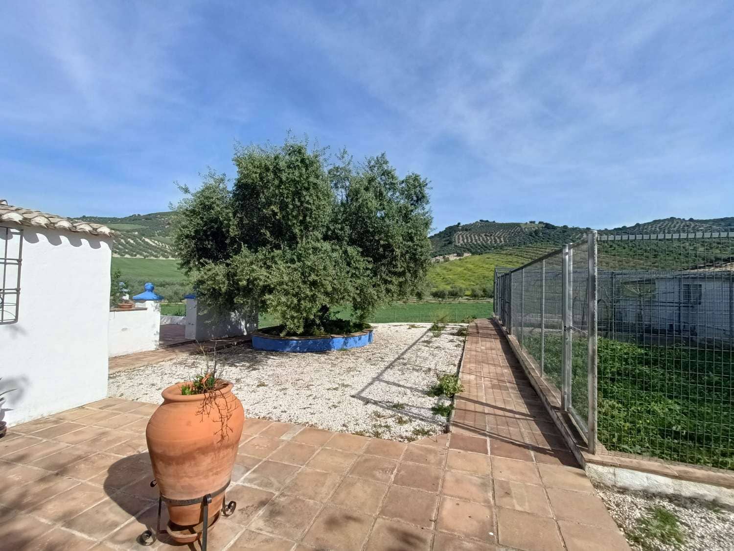 7 bedroom Finca/Country House for sale in Villanueva Mesia with pool - € 950,000 (Ref: 9793964)