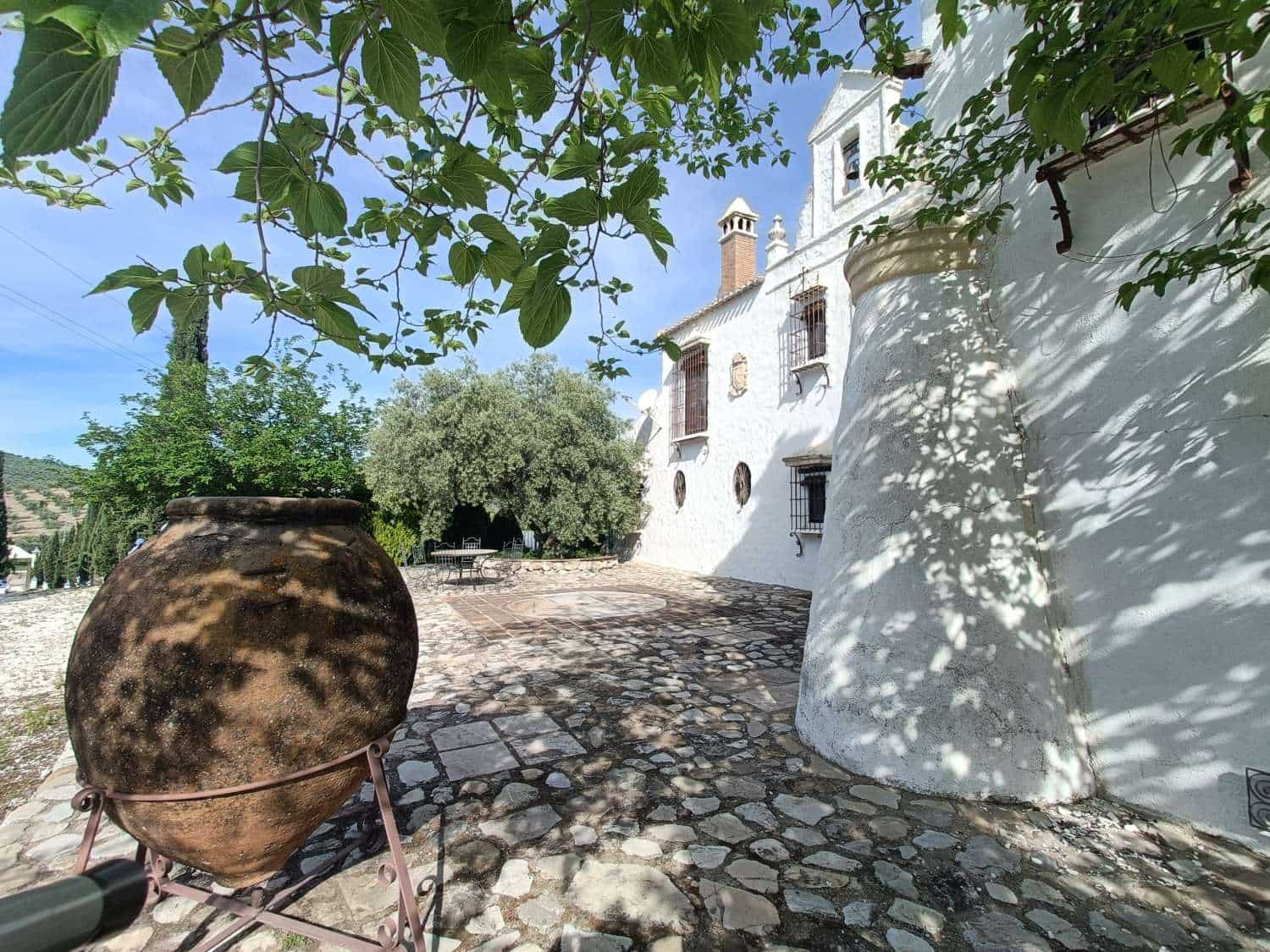 7 bedroom Finca/Country House for sale in Villanueva Mesia with pool - € 950,000 (Ref: 9793964)