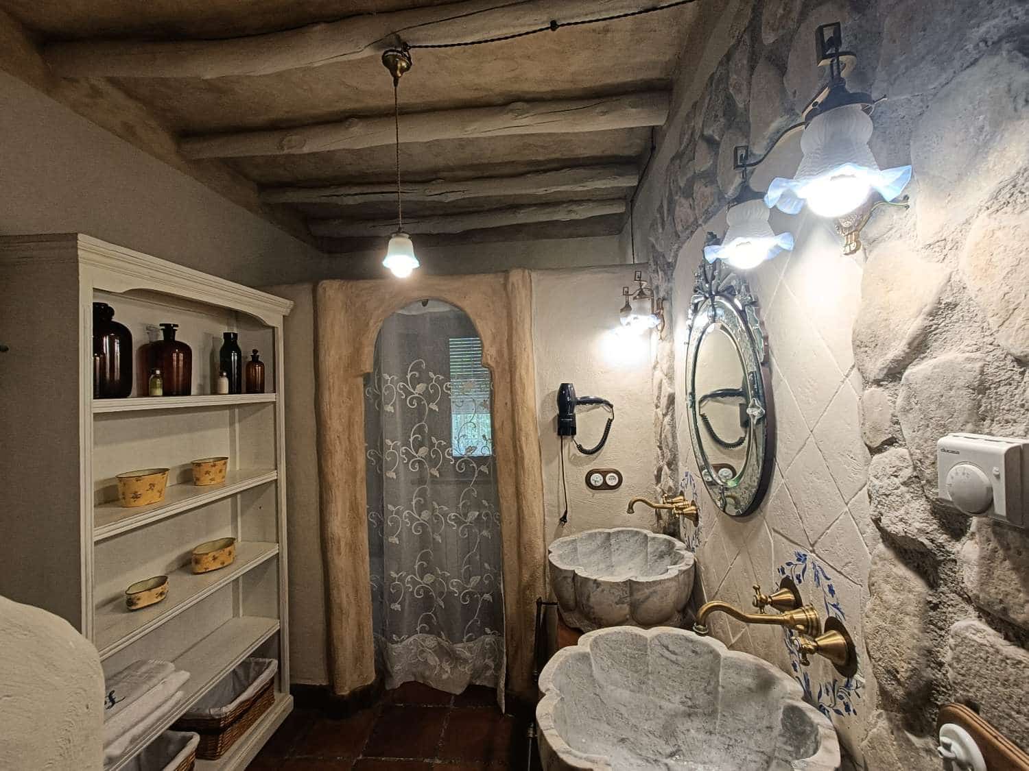 7 bedroom Finca/Country House for sale in Villanueva Mesia with pool - € 950,000 (Ref: 9793964)