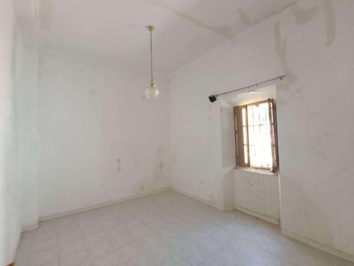 3 chambre Maison de Ville à vendre à Illora - 45 000 € (Ref: 9821930)