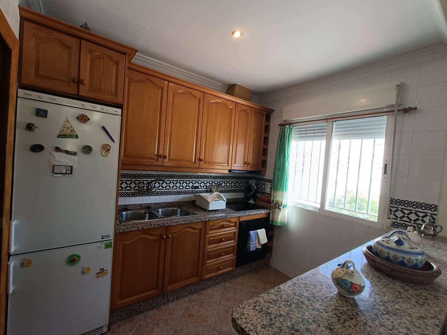 2 bedroom Townhouse for sale in Illora with pool garage - € 190,000 (Ref: 9844792)