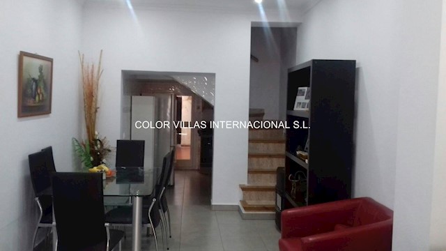 5 soverom Hus til salgs i Teulada Pueblo, Teulada-Moraira - € 220 000 (Ref: 3486297)