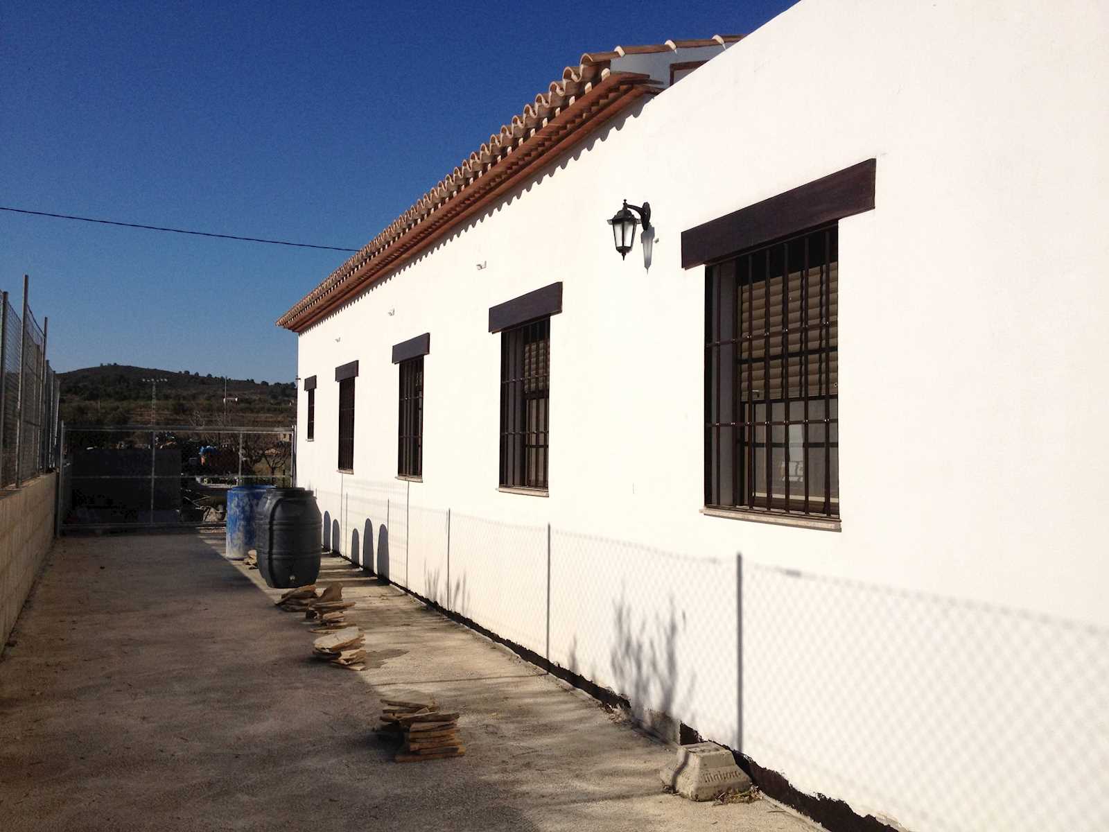 4 sypialnia Finka/Dom wiejski na sprzedaż w Benissa z garażem - 299 000 € (Ref: 3486324)