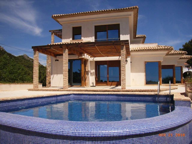 4 quarto Moradia para venda em Calpe / Calp com piscina garagem - 932 800 € (Ref: 3486371)