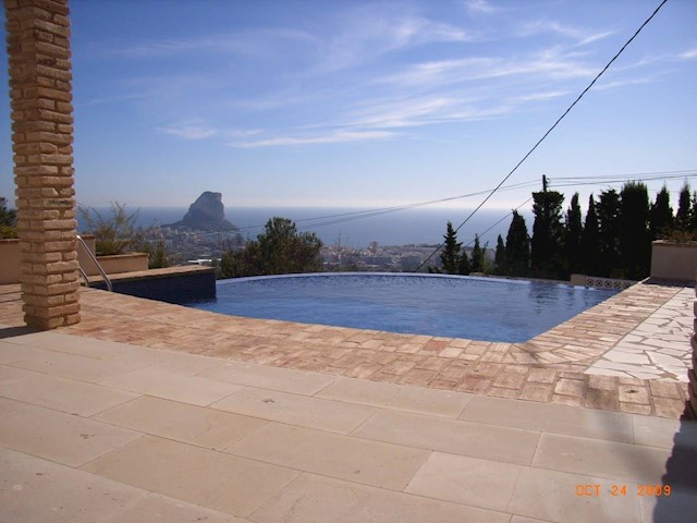 4 quarto Moradia para venda em Calpe / Calp com piscina garagem - 932 800 € (Ref: 3486371)