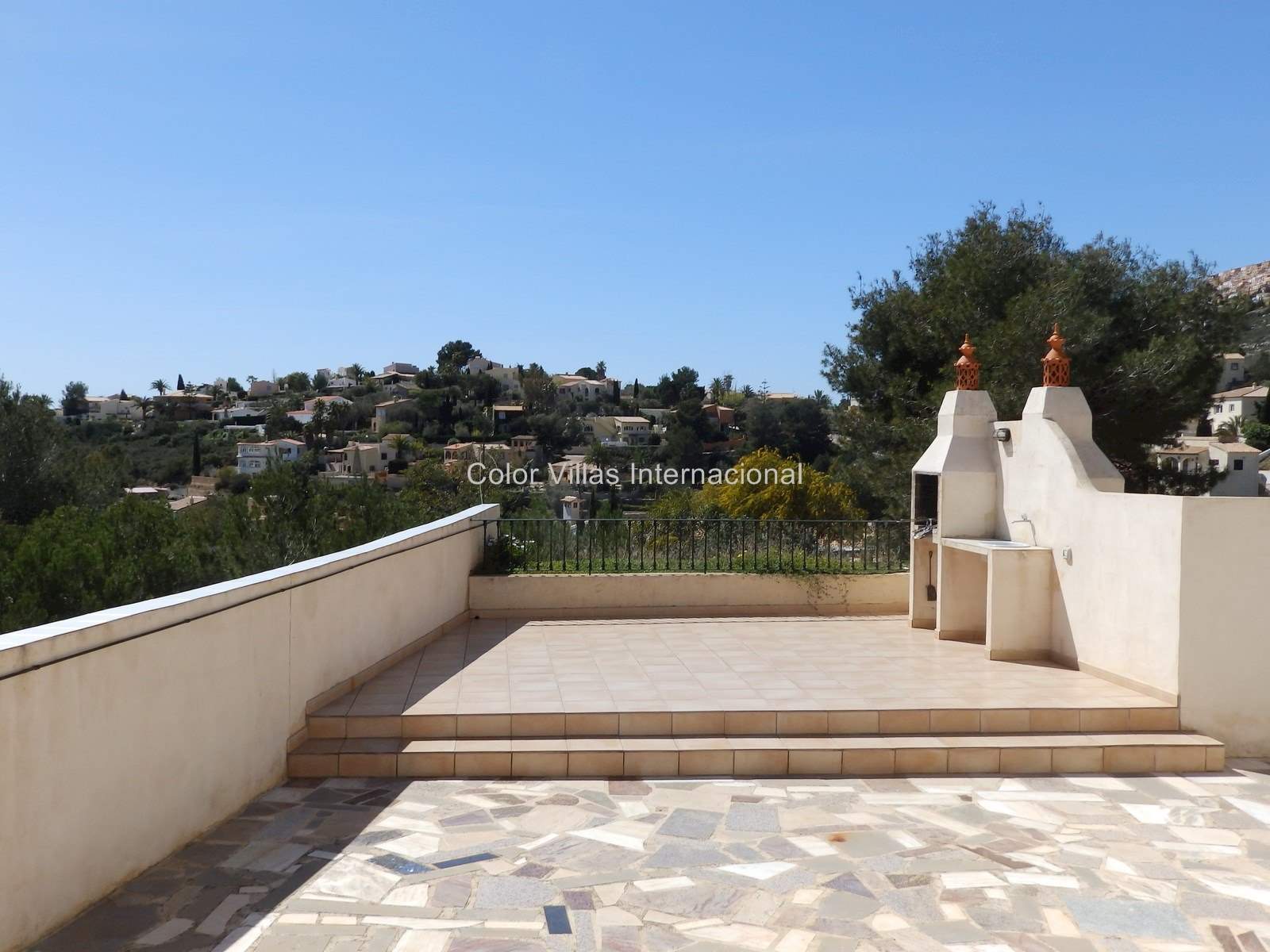 5 Zimmer Villa zu verkaufen in Cumbre del Sol mit Pool Garage - 360.000 € (Ref: 3486449)