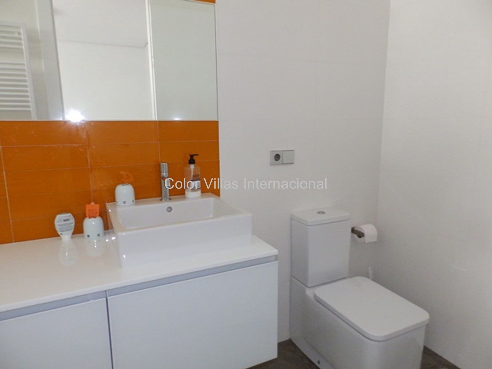 4 slaapkamer Villa te koop in Javea / Xabia met zwembad garage - € 1.050.000 (Ref: 3486462)