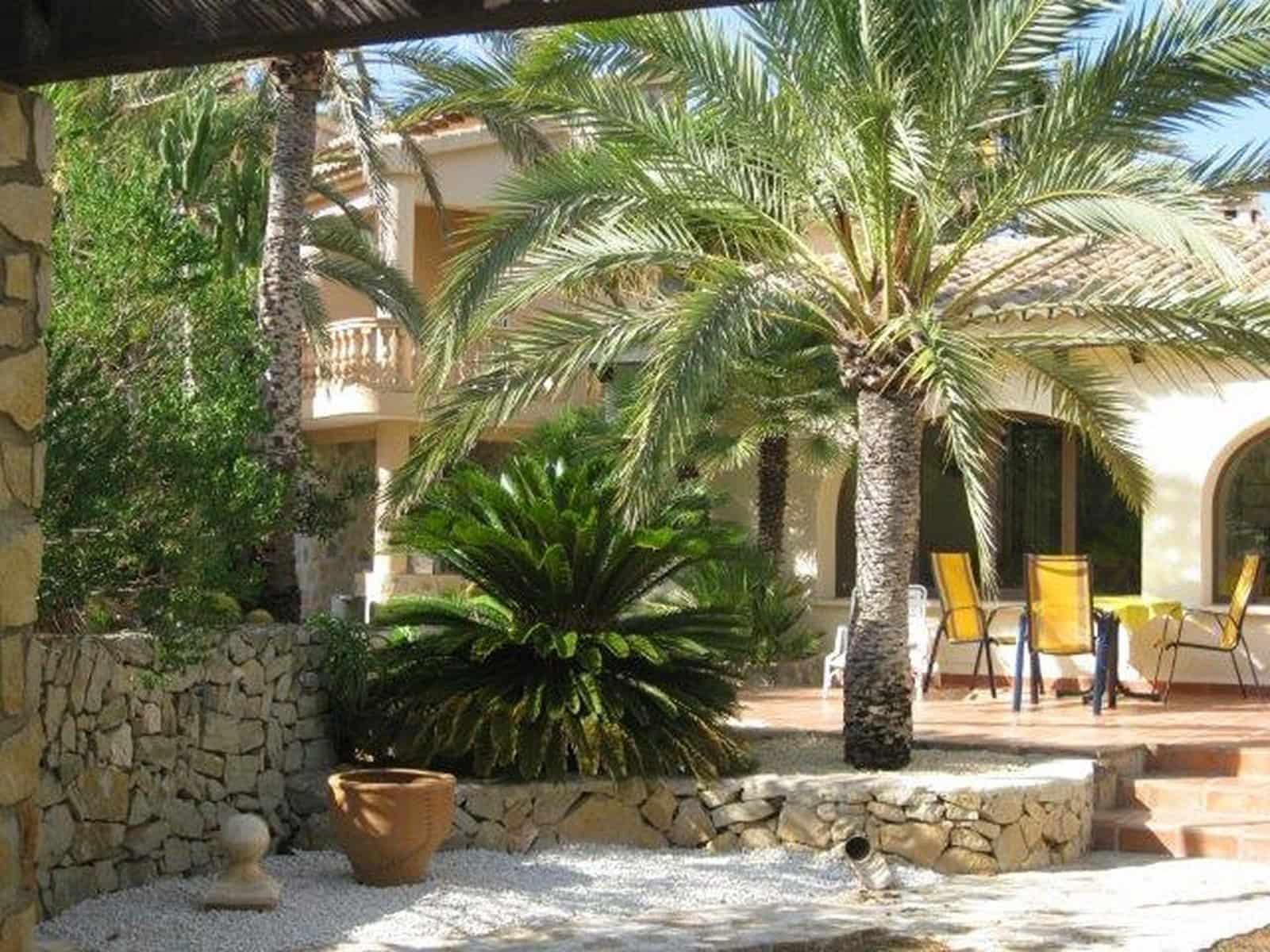 8 soverom Villa til salgs i Moraira med svømmebasseng garasje - € 1 850 000 (Ref: 3486492)